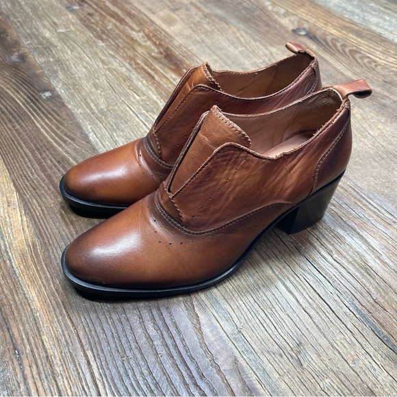 New ~ MIZ Mooz New York Jonnie Ankle Boots Brown Leather Sz EU39 ~ 8.5-9 - Picture 3 of 10